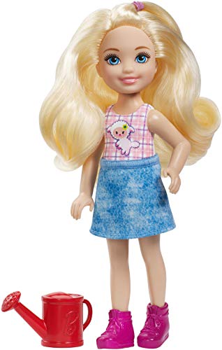Barbie GCK62 - Farm Chelsea Puppe mit Gießkanne und blonden Haaren, Puppen und Puppenzubehör ab 3 Jahren, Mehrfarbig von Barbie