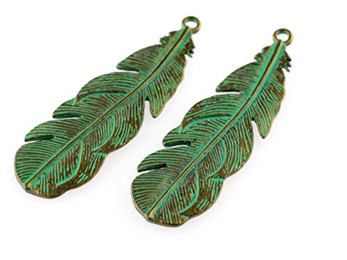 Vintageparts Anhänger als Feder in antik bronzefarben grün patiniert 2 Stück, DIY-Schmuck, Patina, Federanhänger von Vintageparts