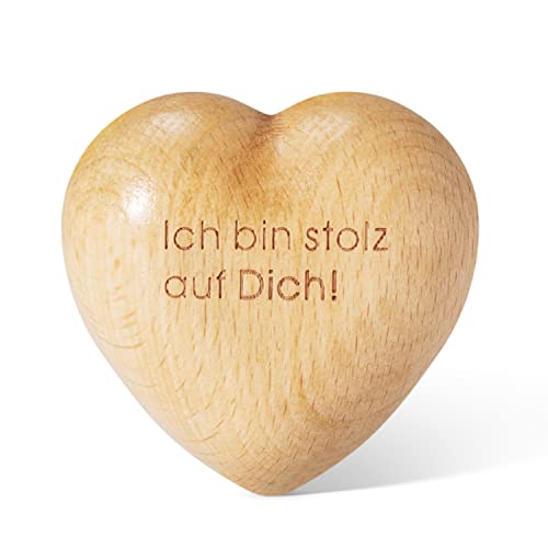 1STKER Herz Handschmeichler Holz mit Ich Bin stolz auf Dich! Kleine Geschenke Gluecksbringer für Mann und Frau Familien Freunde Patient Kandidat Arbeitsuchender Schulabschlus Prüfung Holzfiguren Deko von 1STKER