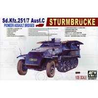 SDKFZ 251/7 AUSF C PIONNIER von AFV-Club