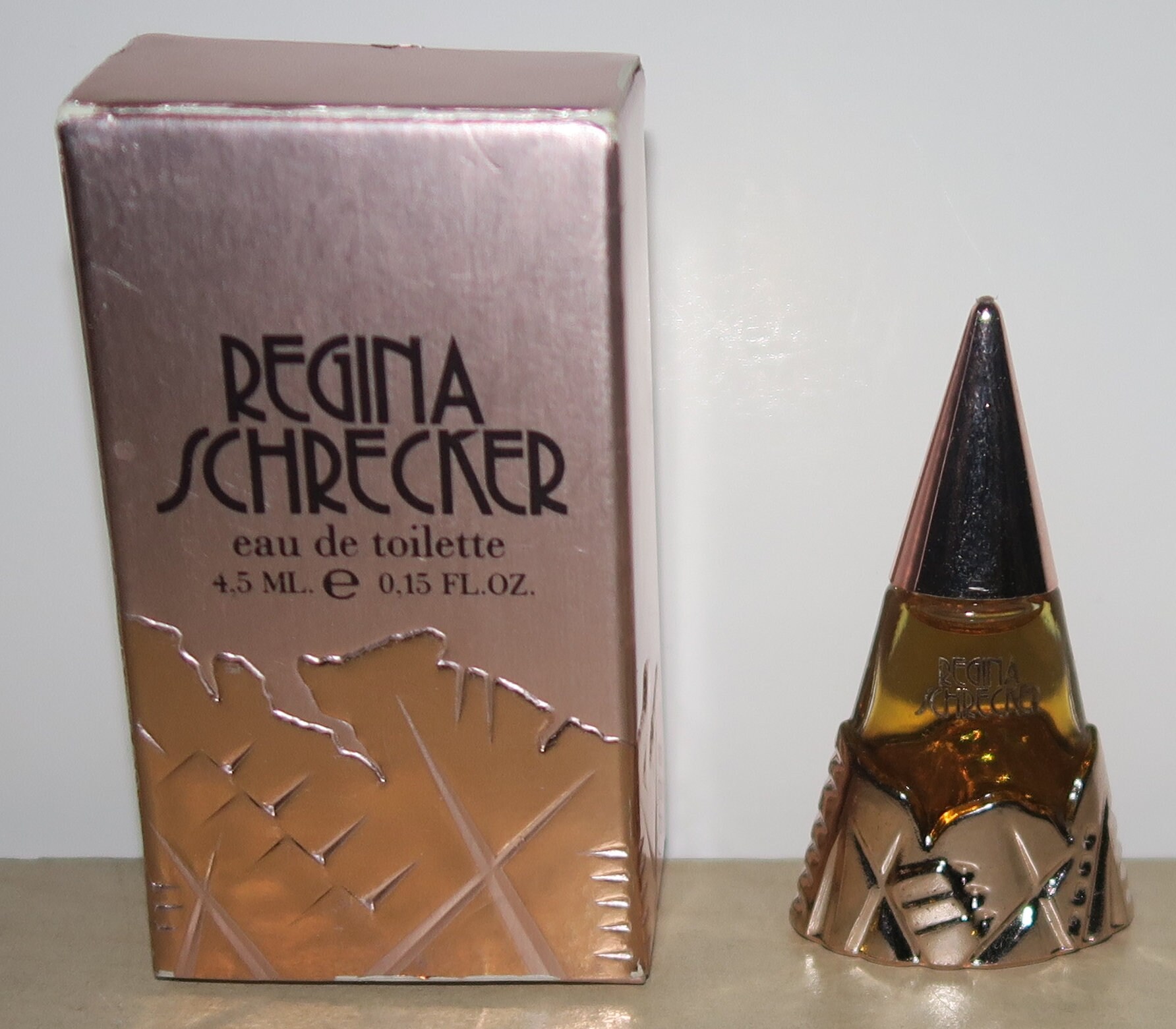 Miniatur Eau De Toilette Regina Schrecker 4, 5Ml von AMERICANTRAIN