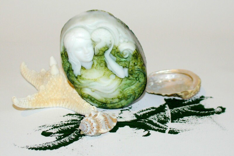 Designer-Seife Algen-Seife "Spirulina-Mermaid" Mit Geschenkservice-Option von ARTeriell