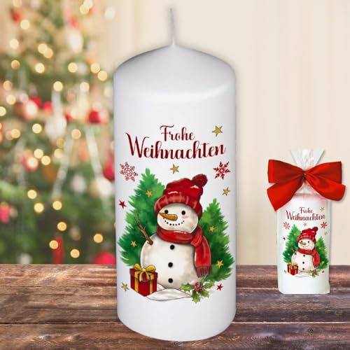 Weihnachtskerze Stumpenkerze – Frohe Weihnachten Schneemann - Kerze in Geschenkverpackung mit Schleife zu Weihnachten | moderne Motive auf Tattoofolie Schiebefolie von AV Andrea Verlag