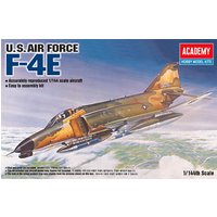 F-4E PHANTOM 2 von Academy Plastic Model