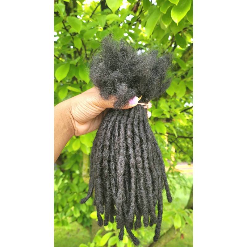 Intaloc Dreadloc Erweiterungen 100% Echthaar Interlocked Locs Natürlich Aussehende Loks 10 Pro Bundle Texturierte Intalocs von Afrikanlocs