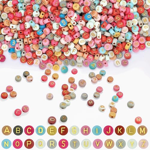 Alethron Perlen Buchstaben, A-Z Bunte Buchstabenperlen für Armbänder, 1000PCS 4 x 7 MM Runde Buchstaben Perlen Set Letter Beads Acrylperlen mit Buchstaben für Armbänder Schmuck DIY Making Crafts von Alethron