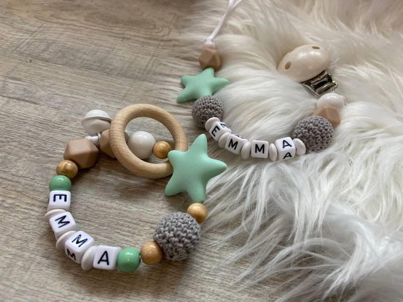 Schnuller Baby Geburtsgeschenk Personalisiert Taufgeschenkschnullerkette Mit Name von AllesausliebeByInka