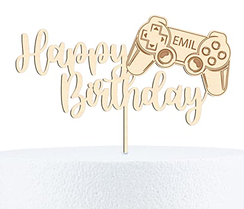 Cake Topper Happy Birthday Controller Motiv Tortenstecker Kuchenstecker aus Holz personalisiert mit Wunschnamen - 15, 20 & 25 cm Höhe, Größe: 15 cm, Material: Birke Multiplex von Alsino