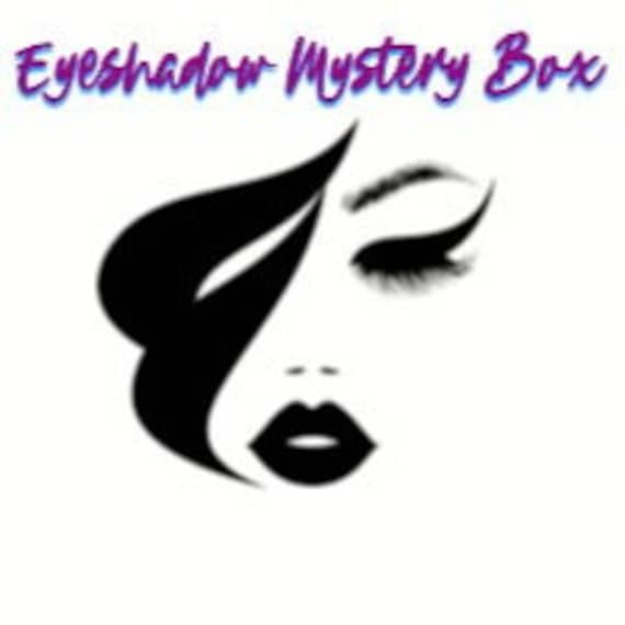 Eyeshadows Mystery Box von AnnaleeCosmetics