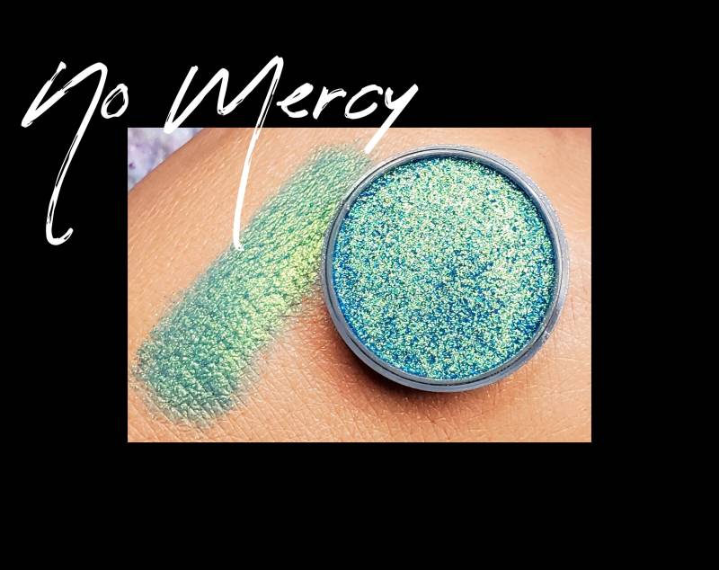 Multichrome Lidschatten in No Mercy von AnnaleeCosmetics