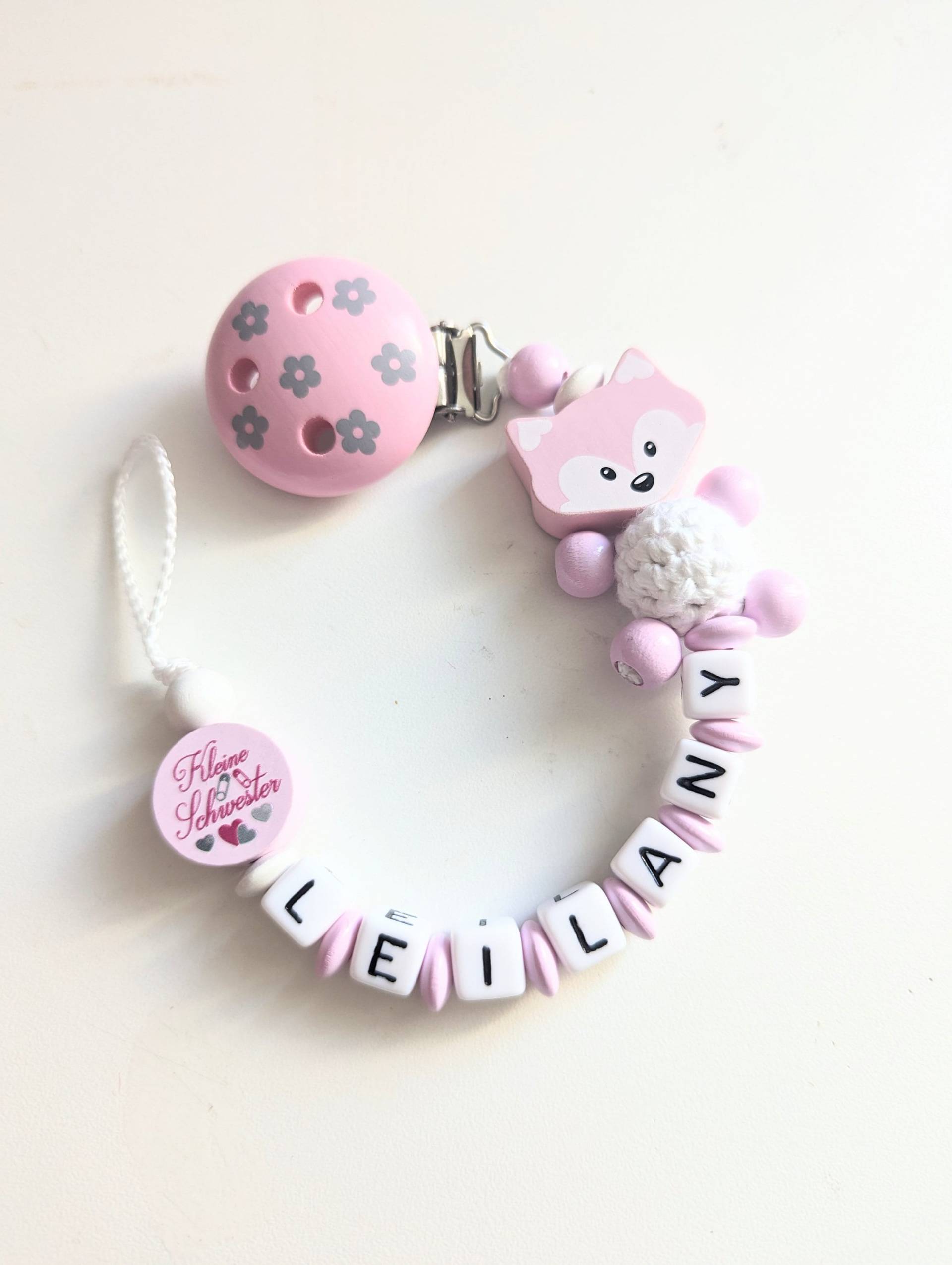 Schnullerkette Mit Namen Mädchen Personalisiert Kleine Schwester Geburt Taufe Babygeschenk Babyparty von AnniLieblingsstuecke