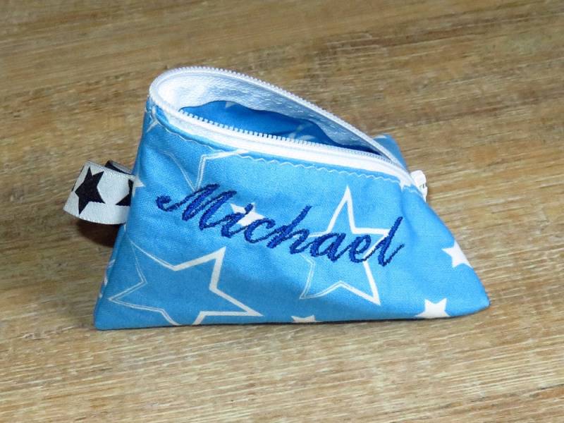 Schnullertasche Mit Namen Bestickt Personalisiert Wunschname Geschenk Babygeschenk Blau Sternen Junge von AnnimannieB