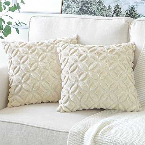 Artscope 2er-Set Sanft Plüsch Dekorativ Kissenbezüge, Kurze Wolle Samt Kissenbezug Boho Luxus Dekokissen Kissenhülle Set Kissen Fall für Sofa Auto Zuhause Schlafzimmer Dekor (Creme Beige, 45x45cm) von Artscope