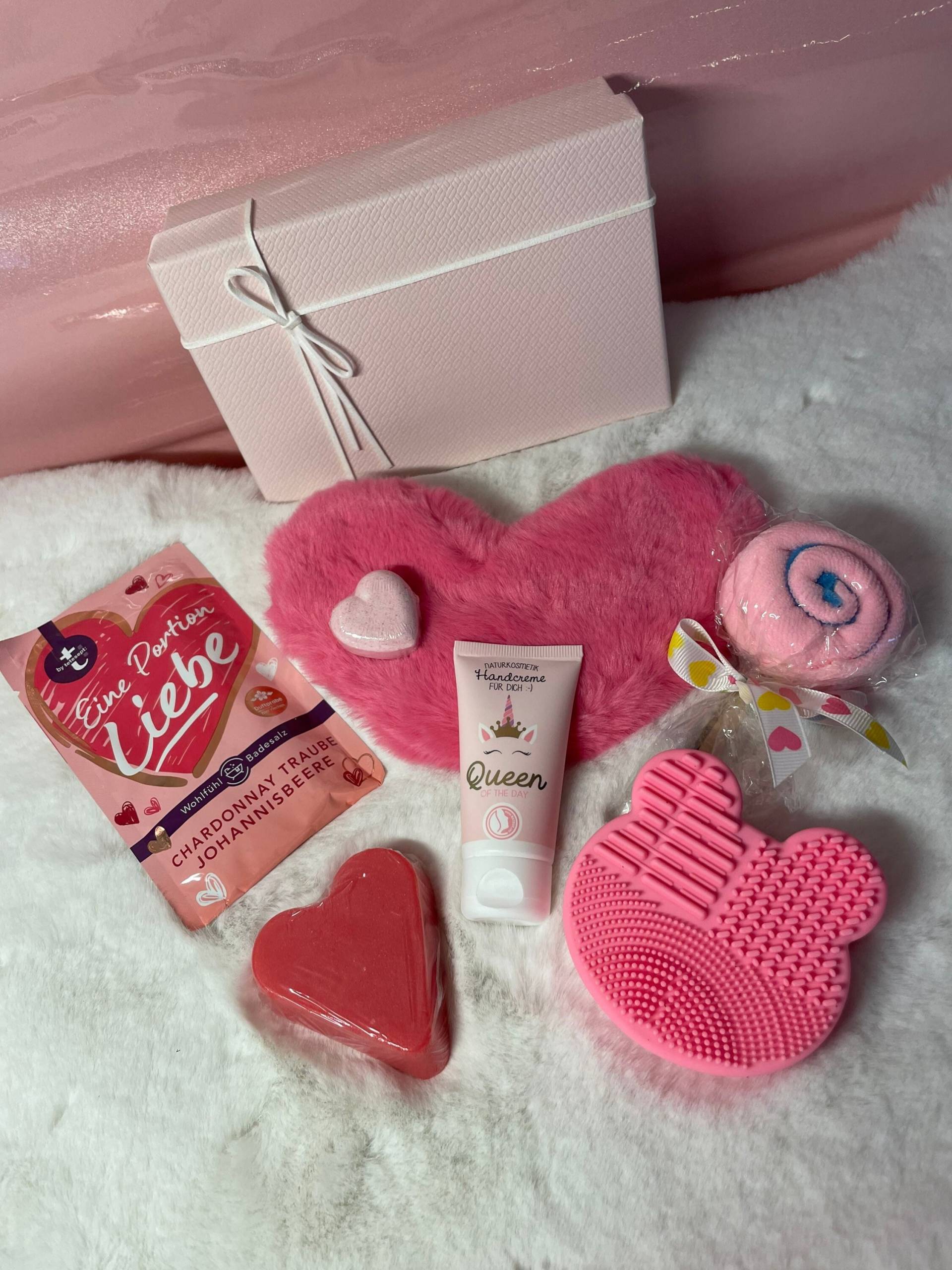 To Go - Geschenkbox "Beauty" Für Dich Fertiges Geschenk | Beautytag Kosmetik Wohlfühl-Set Entspannung Wohlfühlen Liebe von AtelierCatHamburg