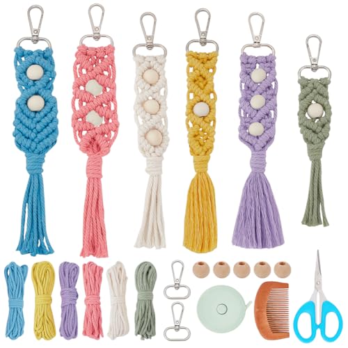 BEUNITONE 5 Set Boho Makramee Schlüsselanhänger Für Erwachsene Anfänger. DIY Makramee Schlüsselanhänger Set Aus Holzperlen Mit Anleitung Zum Schlüsselanhänger Set Zum Basteln von Geburtstagsgeschenke von BEUNITONE