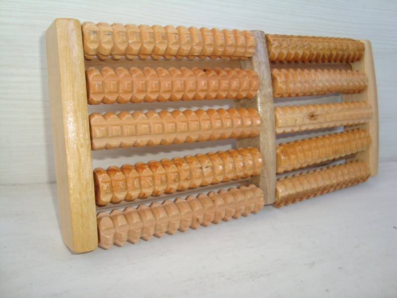 Nie Benutzte Handgemachte Fußmassage Roller Massage Öko Holz, Holz Boden Fuß Massager von BGvintageART