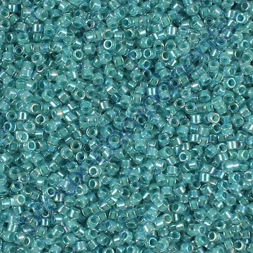 5 grams 11/0 (1.6 mm) Miyuki Delica Inside Dyed Green Turquoise AB size1,6 mm von BIJOUX COMPONENTS