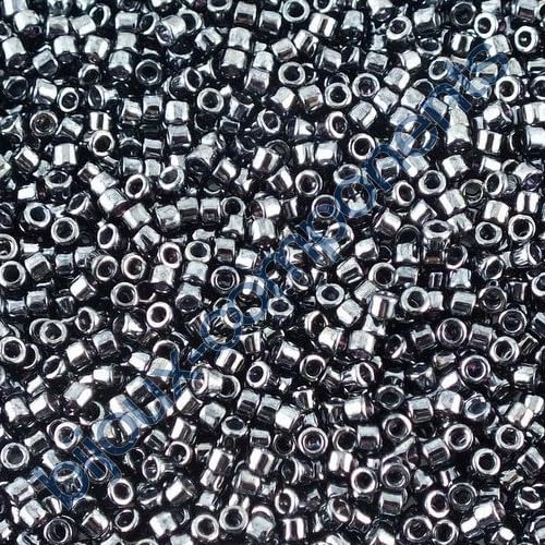 Miyuki Delica, Gunmetal (#DB0001), 15/0 (size 1,3mm), hole 0,7 mm, 1g von BIJOUX COMPONENTS