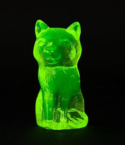 Unique uranium glass hand made decoration - cat, size 50x55x107mm, Czech Bohemian Glass, 1 pc von BIJOUX COMPONENTS