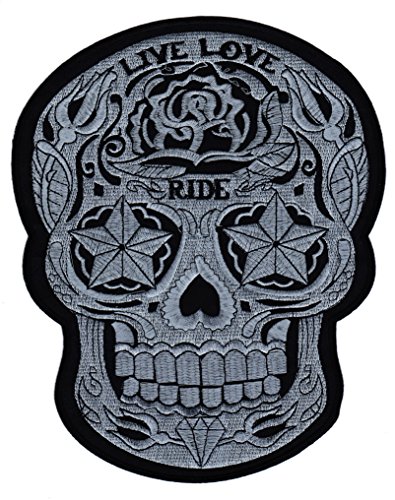 Großer Totenkopf Rückenpatch – 20 x 25,2 cm – Gestickter Aufnäher Biker Live Love Ride XXL Rückenaufnäher Schädel Stern Rose Patch Backpatch für Motorradjacke Kutte Lederweste – Hochwertige Stickerei von BP BRAUNERT PATCHES