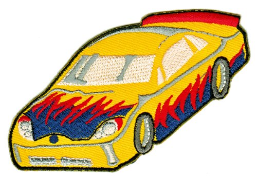 Rennauto Gelb Aufnäher zum aufbügeln oder aufnähen Bügelbild Aufbügler für Kleidung gestickter Bügelflicken Applikation Sportwagen Auto Rennwagen Flammen Patch Größe 10 x 5,5 cm von BP BRAUNERT PATCHES