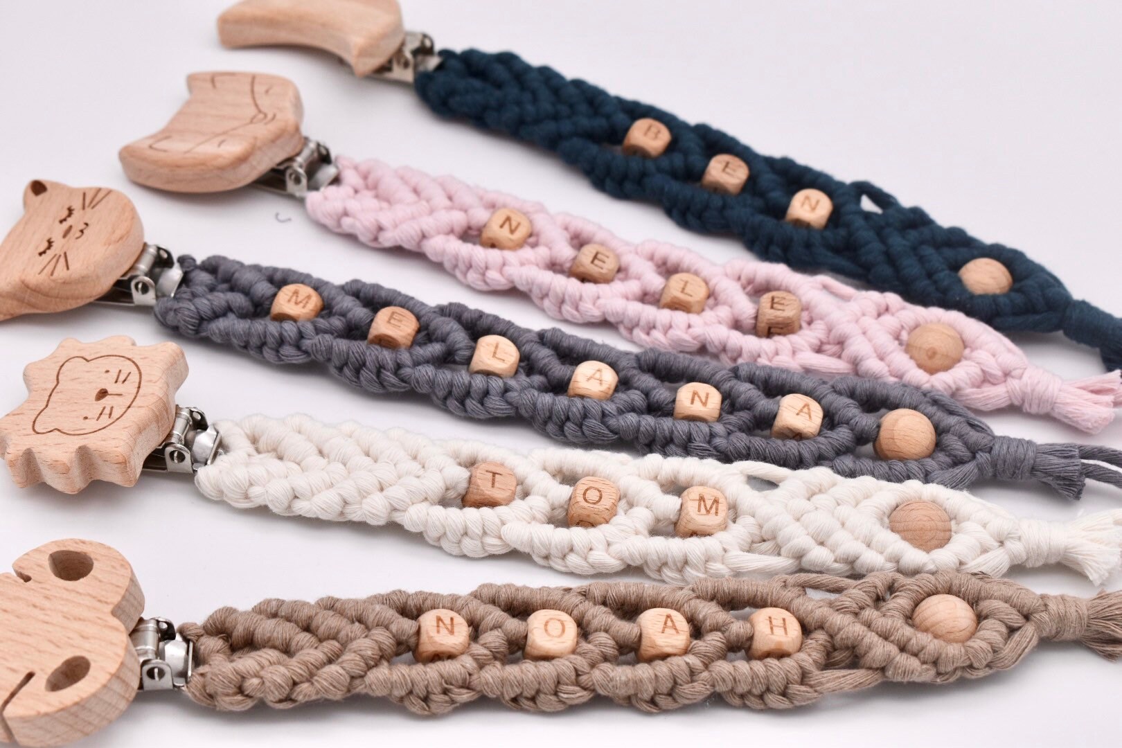 Macramee Schnullerkette Personalisiert/ Macrame Schnullerband/ Schnullerhalter/ Mit Namen von BabyausstattungBoho