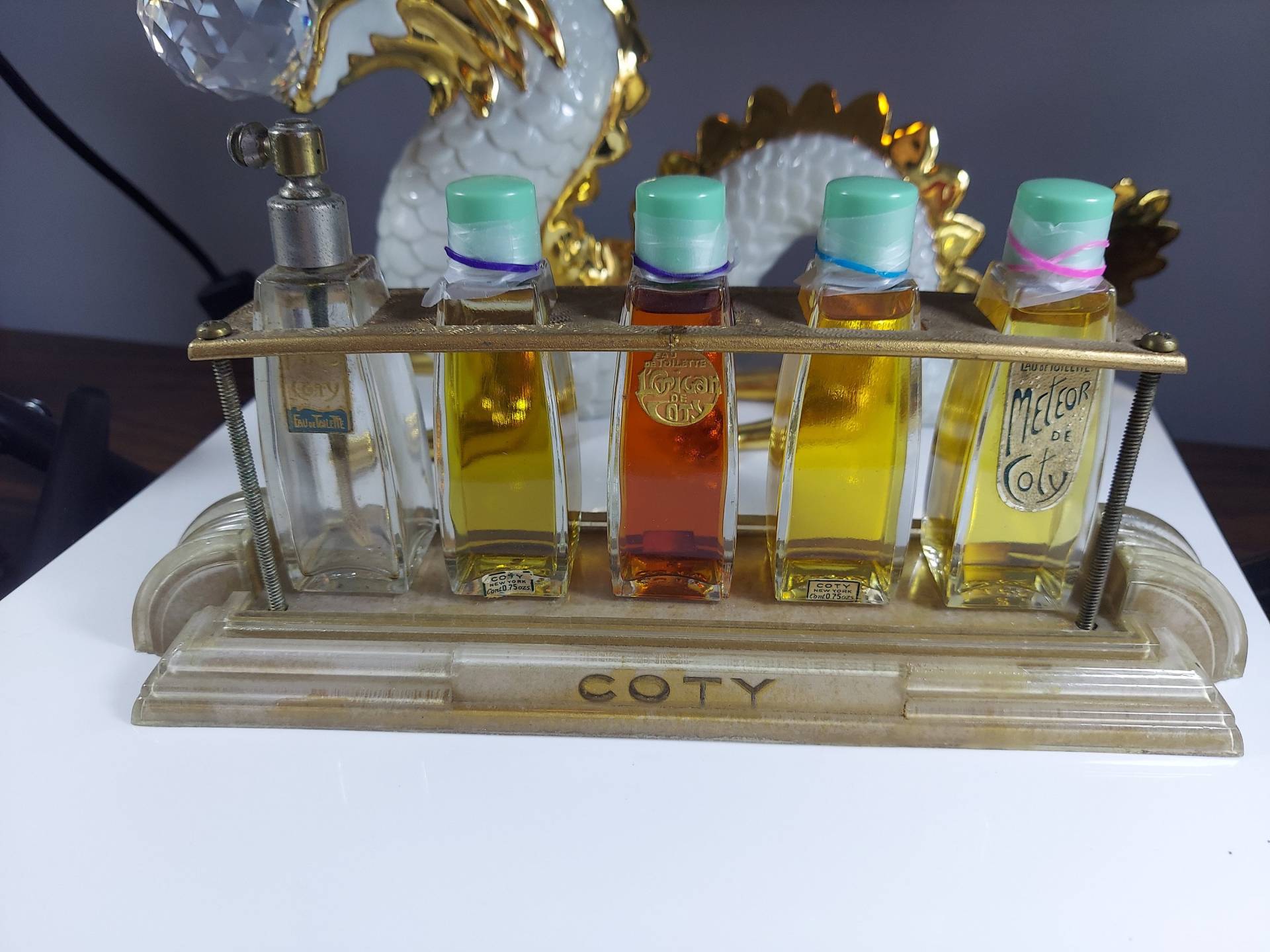 Coty Store Display Tester 0, 75 Unzen Jede Flasche Mit Sprayer Vintage von BadBoysBikerJewelry