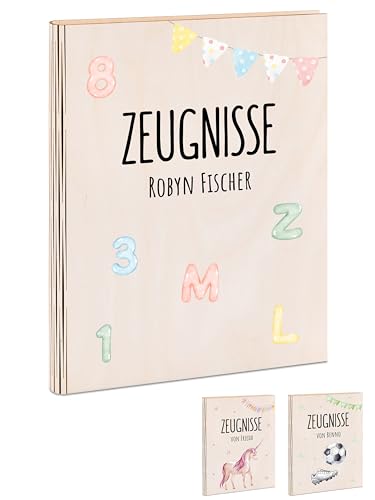 Bärenfreunde® - Personalisierte Zeugnismappe aus Holz mit hochwertigem Spezial-Druck - Einschulung Geschenk - Zeugnismappe Jungen & Zeugnismappe Mädchen (Alphabet Zahlen) von Bärenfreunde