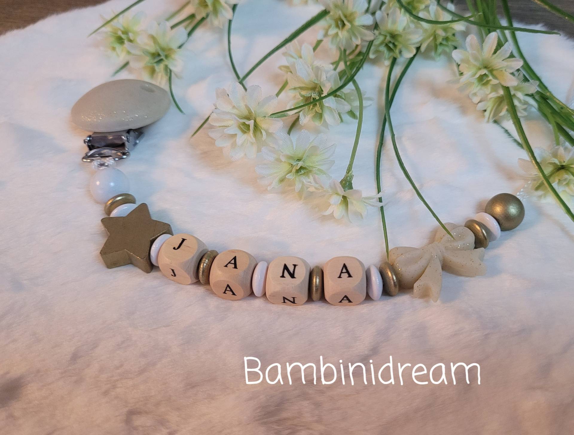 Schnullerkette Gold Holzbuchstaben|Baby Geschenk| Personalisiertegeschenke |Baby |Geburt von Bambinidream