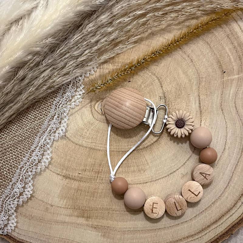 Personalisierte Boho Baby Schnullerkette Mit Holzclip - Personalisierter Name von Bbabyboutiquee