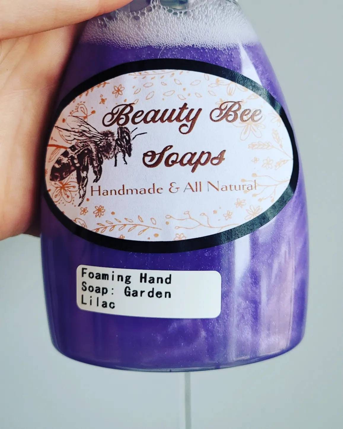 Gartenflieder Schäumende Handseife von BeautyBeeSoap