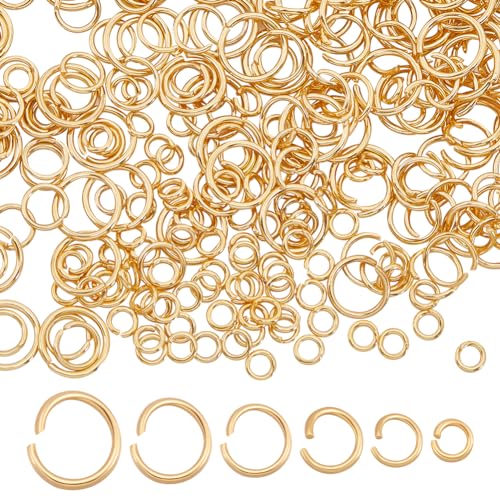 Beebeecraft 600 Stück 4/5/6/7/8/9 mm Offene Biegeringe, 24 Karat Vergoldet, 304 Edelstahl, Schmuckherstellung, Reparaturzubehör Mit Aufbewahrungsbox Für Selbstgemachte Armbänder, Fußkettchen von Beebeecraft