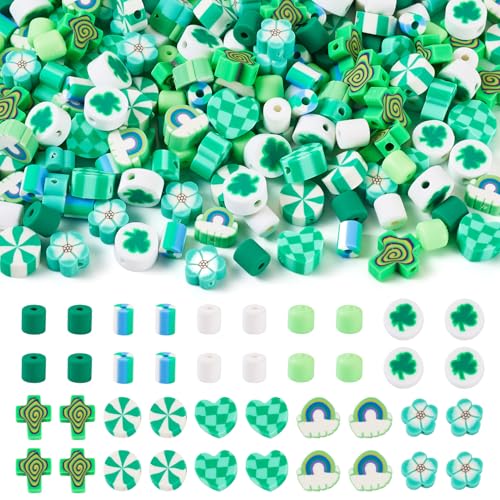 Bestewelry 200 Stück Saint Patrick's Day Polymer-Ton-Perlen, flache runde Perlen, Kleeblatt-Säule, Tonperlen für Armbänder, Ohrringe, Halsketten, Schmuckherstellung von Bestewelry