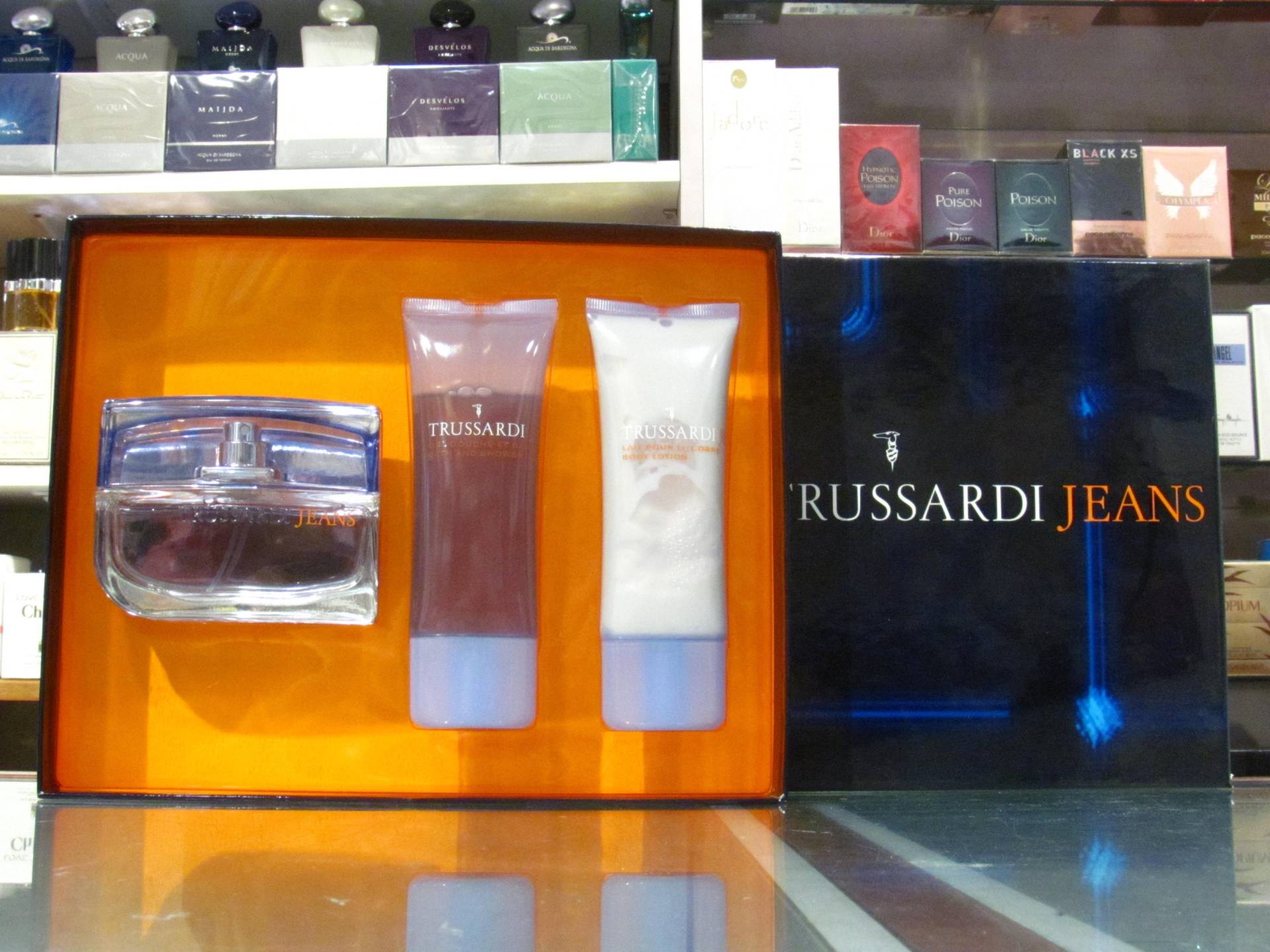 Trussardi Jeans Für Damen-Set Eau De Toilette 50 Ml Edt Femme Spray + Duschgel Körperlotion - Vintage Sehr Selten von BettiVintagePerfumes