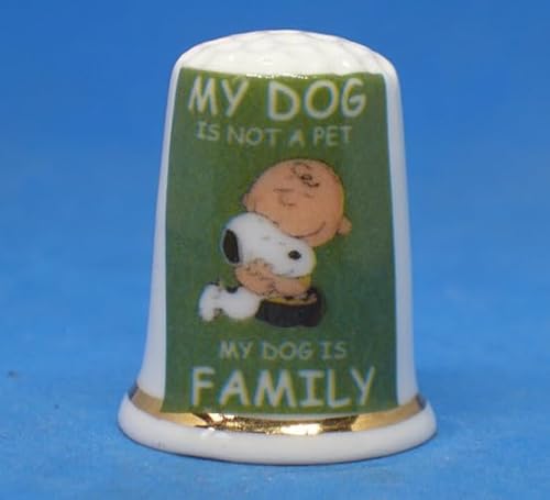 Birchcroft Fingerhut aus Porzellan, Sammlerstück, My Dog is Family, mit Displaybox von Birchcroft China