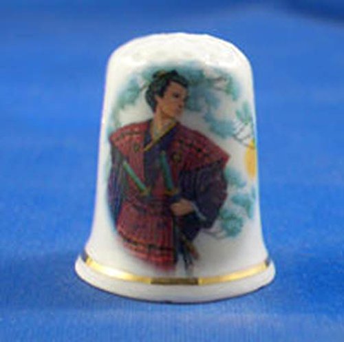 Porzellan China Fingerhut zum Sammeln Japanische Samurai Warrior von Birchcroft China