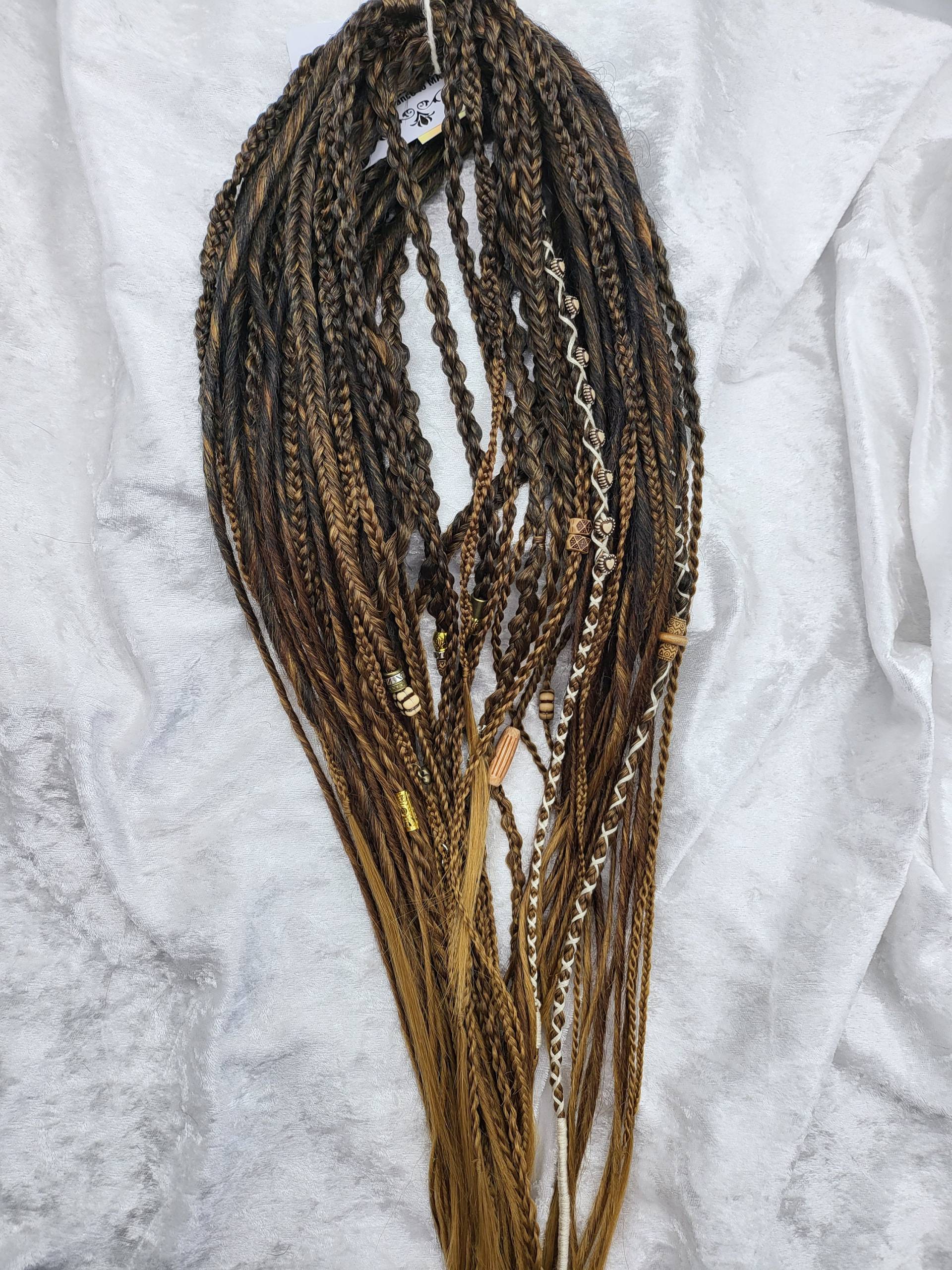 Dunkelbraun-Mittelbraun-Mittelblond Ombre De Twisted Dreads Und Zöpfe von BlissfulKindred