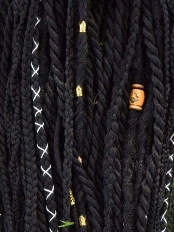 Mischung Aus Braids Und Dreads in Schwarz von BlissfulKindred