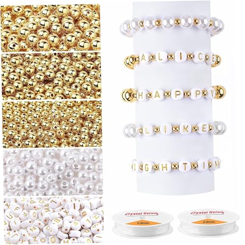 Blogiiup Runde Perlen, 1800pcs Armbandperlen, Kunststoffarmband -Kit enthält goldene runde Abstandshalterperlen, Glatte lose Kugelperlen, Alphabetperlen, weiße Perlenperlen für Schmuckzuarbeiten von Blogiiup