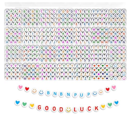 BnbnPup 1350 Stück A-Z Alphabet Perlen Set, 4x7mm Buchstabenperlen für DIY Schmuckherstellung, Armbänderperlen mit Herz Perlen und Smiley Perlen (Bunt) von BnbnPup