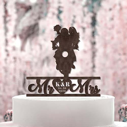 Braut und Bräutigam auf Motorrad Silhouette Hochzeit Kuchen Topper Verlobung Kuchen Topper Mr & Mrs Dekorationen Brautdusche Kuchen Topper Custom Cake Topper Jubiläumsgeschenk Braun Holz Kuchenaufsatz von BoTingKaiDZ