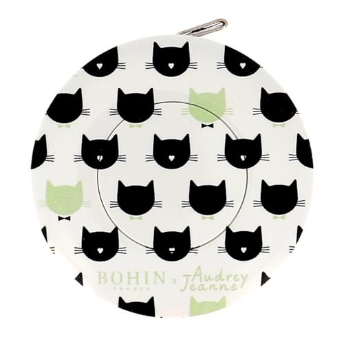 Bohin BO99039 Automatisches Cat Themed-Beidseitiges Maßband mit Zentimeter-und Inch-Anzeige, für Näh-und Messprojekte, Plastic, Weiß Bohin BO99039 Automatisches Cat Themed-Beidseitiges Maßband mit Zentimeter-und Inch-Anzeige, für Näh-und Messprojekte, Plastic, Weiß von Bohin