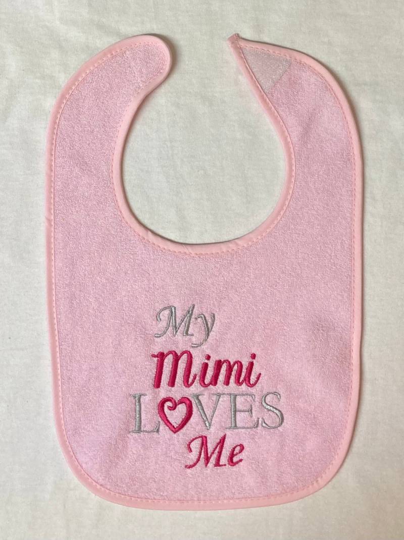 My Mimi Loves Me Individuell Besticktes Lätzchen von BoutiqfullyYours