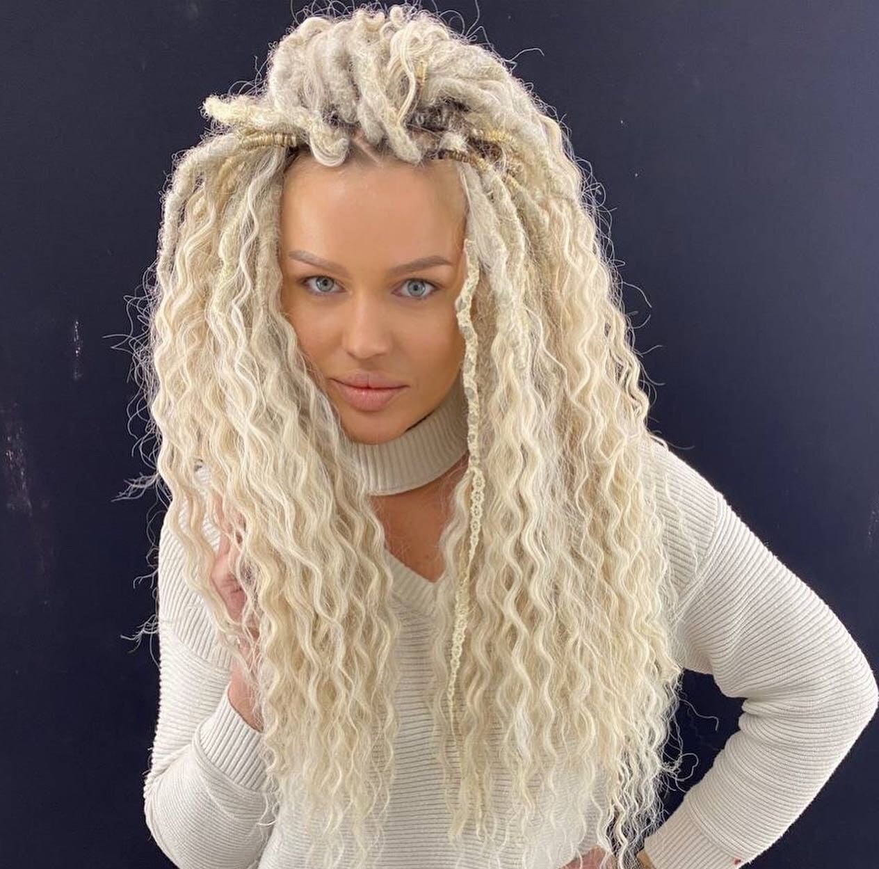 Weiße Dreadlocks Erweiterungen Doppelendige Welle/ Boho Locken Lockenverlängerungen/ Für Den Ganzen Kopf Blond/ Lange Wellen von BraiderFromUkraine