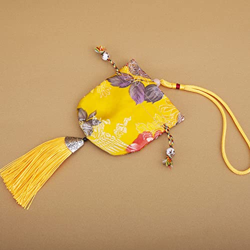 CAAXAINGJIAG Schmuck aus Seide Brieftasche 4 Stück Duftsäckchen mit Blumenmuster, Beutel mit Kordelzug, Geschenktüte, leer, Duftbeutel, Hanfu-Zubehör, Anhänger, Auto-Hängedekoration(Yellow) von CAAXAINGJIAG