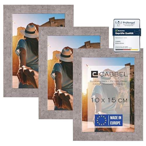 CABBEL (3er Set Bilderrahmen 10x15 cm, Grau/Beton, stabiles MDF-Holz Rahmen, bruchsicherem Plexi-Glas, zum Aufhängen & Aufstellen, ideal für Fotos/Bilder/Collage von CABBEL