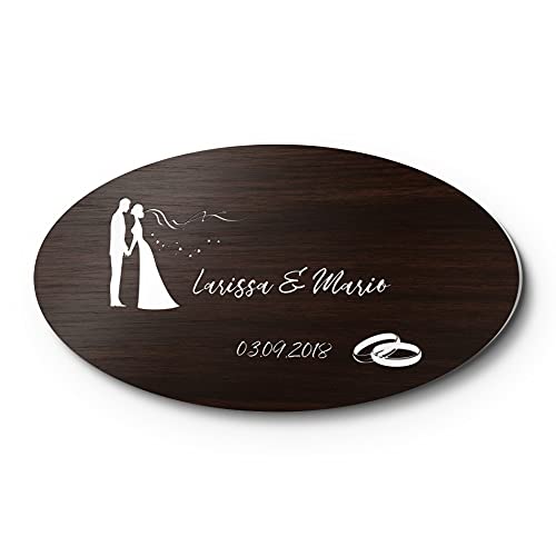 Hochzeitsschild Kunststoff Holz Optik mit Namen oder Spruch & schönem Motiv | Persönliches Geschenk zur Hochzeit | Wetterfest mit Motiven zB Traupaar Ringe für die Hochzeitsbank von CHRISCK design