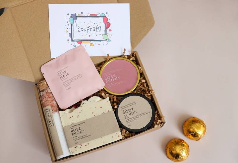 Glückwunschgeschenk, Glückwunschgeschenkbox, Personalisiertes Geschenk, Spa-Geschenkbox Für Frauen, Achievement-Geschenk, Glückwunsch Zu Ihrem von CONCREATEdecor