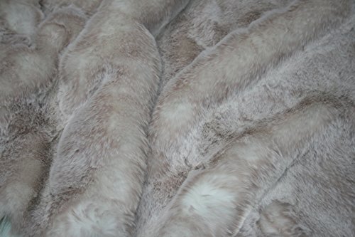 Super Luxus Kunstfell Stoff Material Superweich Beige Frost - Beige, 1Mtr - 150cm x 100cm von CRS Fur Fabrics