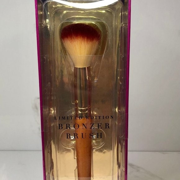 Trubeauty Limitierte Auflage Bronzer Pinsel von CalgaryBoutique